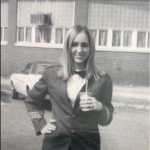 Meet your Posher, Beverly